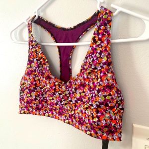 VSX Light Support Sports Bra